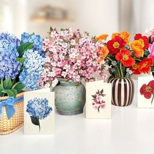 New 4‎ pc floral assortment of 3D Pop Up Bouquets